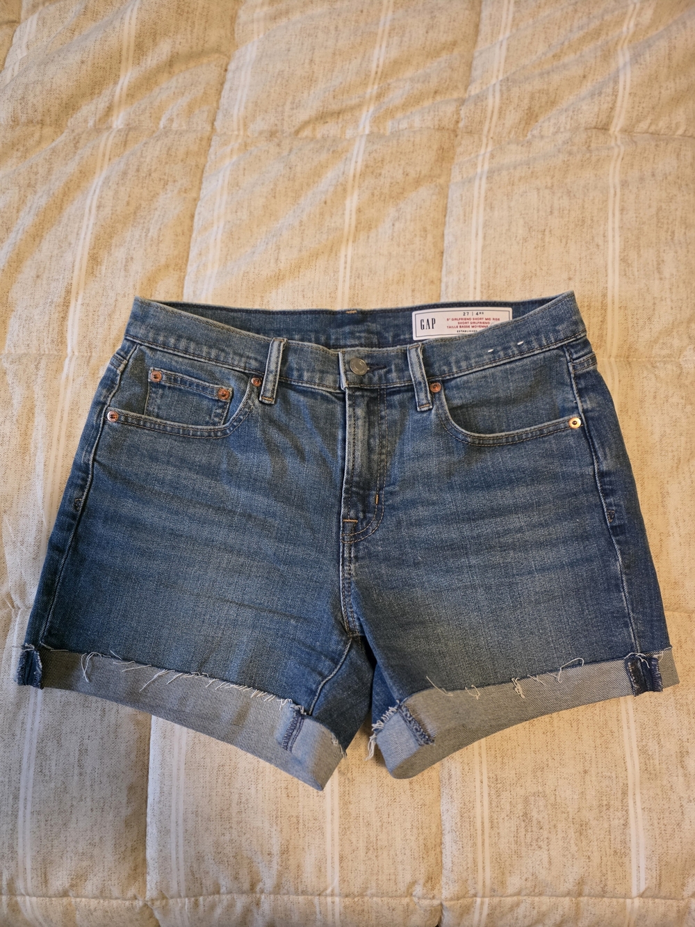 Women's Mid Rise Jean Shorts | Size 27 | 5"